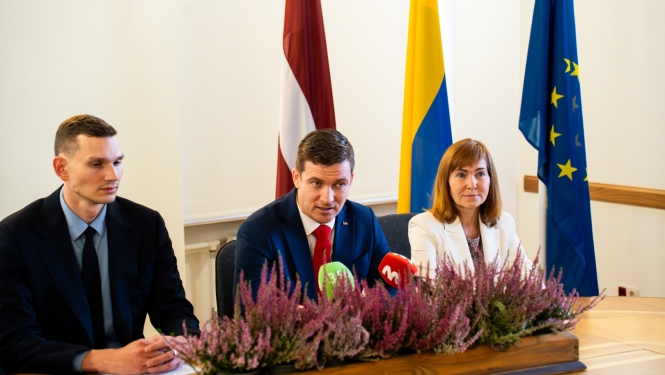 Attēls: CVK informē par gatavību 15. Saeimas vēlēšanām un sistēmu drošību
