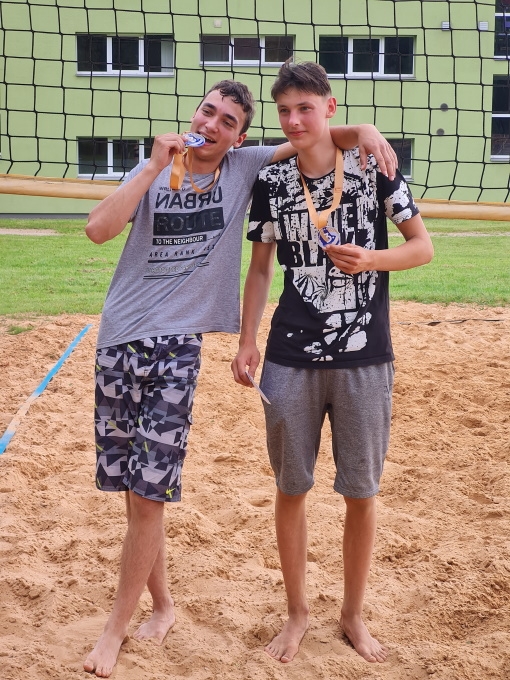 attels2