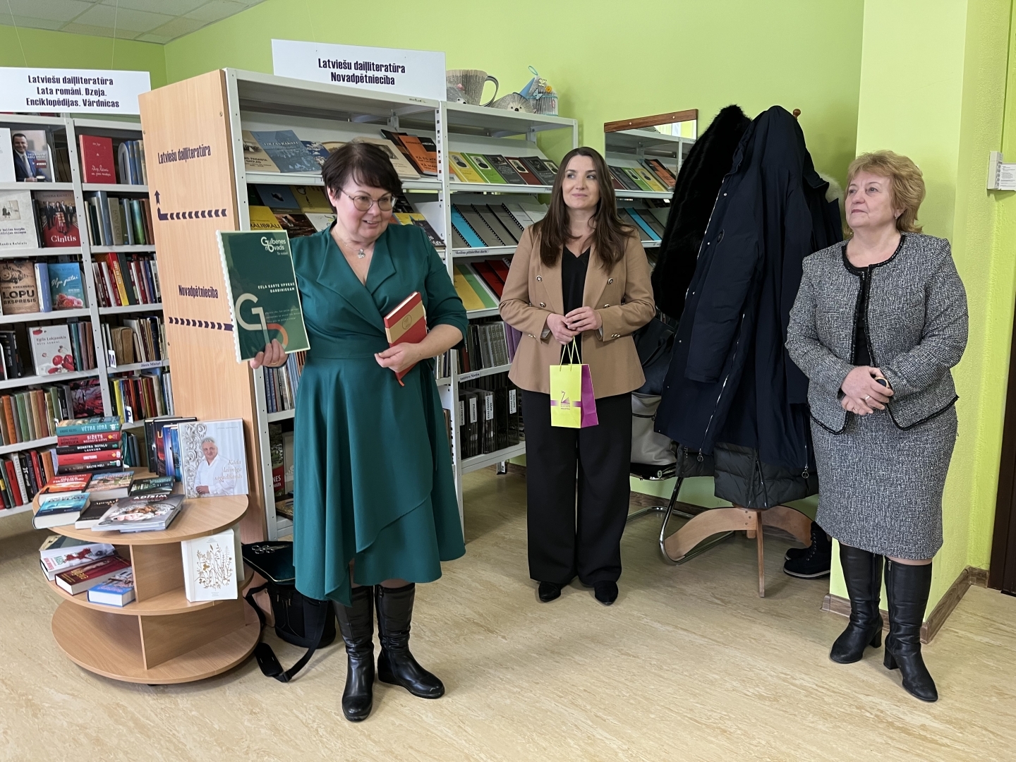 Attēls: VPVKAC klientu centra atveršana Tirzas pagasta bibliotēkā