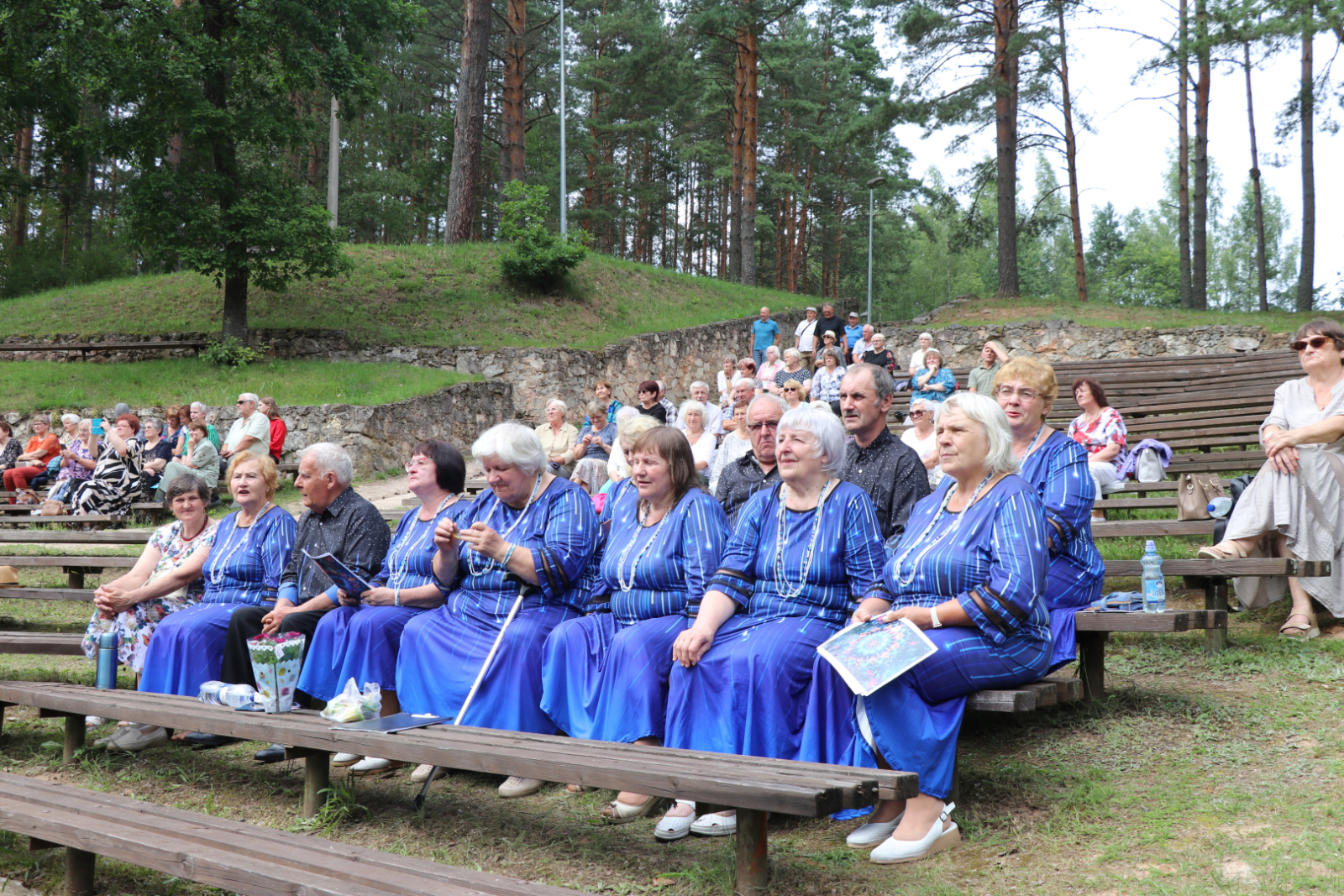 Gulbenes novada un draugu 15.senioru svētki "Kvēl saulespuķe rudenīgā" 