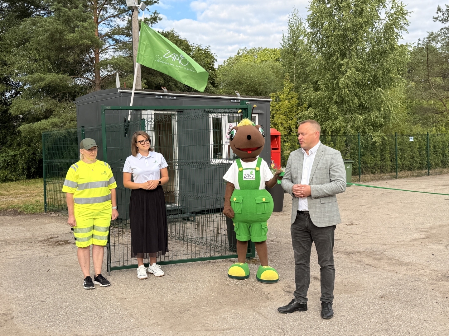 Attēls: Gulbenē (1. Maija ielā 6) darbu atsāk SIA ZAAO EKO laukums! 