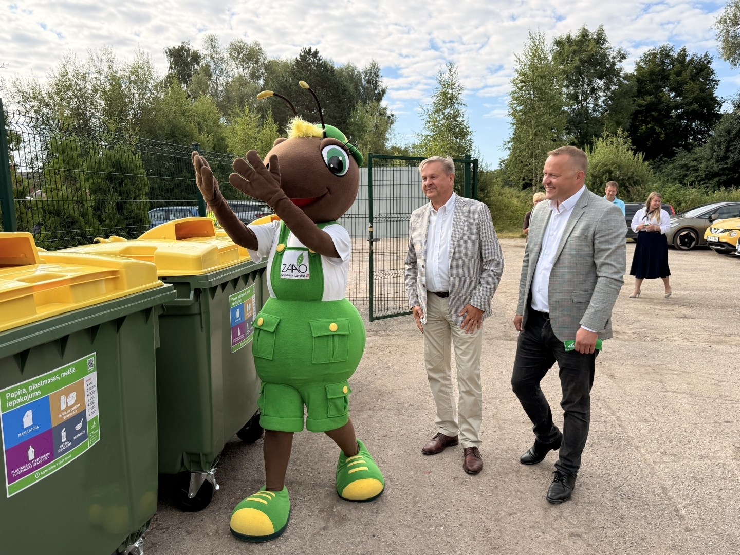 Attēls: Gulbenē (1. Maija ielā 6) darbu atsāk SIA ZAAO EKO laukums! 