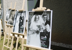 Attēls: 15.06.2024. Stāmerienas pils dārzā tika svinētas Goda kāzu jubilejas.