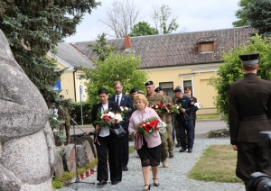 Piemin 1941. gada komunistiskā genocīda upurus 