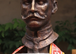 J.Straumes krūšu tēls