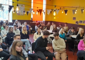 Attēls: projekta “Demokrātijas formula” dalībnieki Gulbenē