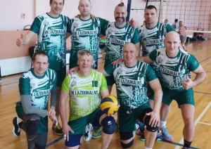 Attēls: volejbola turnīrs „Viļņa Reinsona piemiņas kauss” dalībnieki