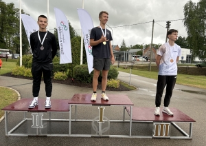 Attēls: Gulbenes novada atklātais čempionāts vieglatlētikā dalībnieki