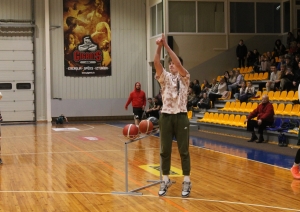 Attēls ar Gulbenes novada 2022./23.gada atklātā basketbola čempionātā vīriešiem dalībniekiem