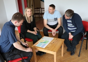 Darbsemināra par ilgtspējīgu enerģijas un klimata rīcības plānu dalībnieki Gulbenē