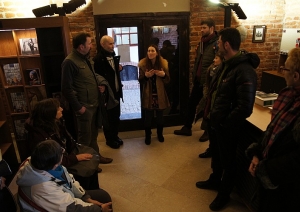 att