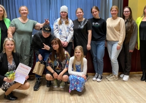 Gulbenes novada skolēnu Teātra dienas dalībnieki