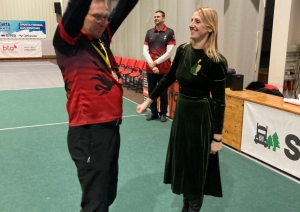 Foto šautriņu mešanas sacensību uzvarētājs
