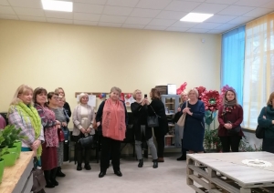 Attēli ar Gulbenes novada Izglītības pārvaldes un Balvu novada mācību jomu koordinatoriem un Izglītības pārvaldes darbiniekiem