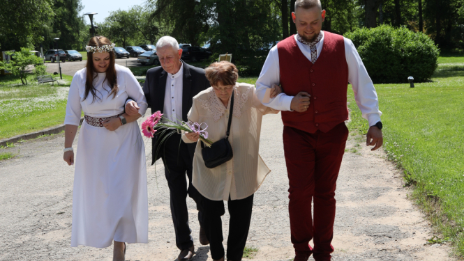 Attēls: Kāzu jubilāru godināšanas svētki "Svinam dzīvi"