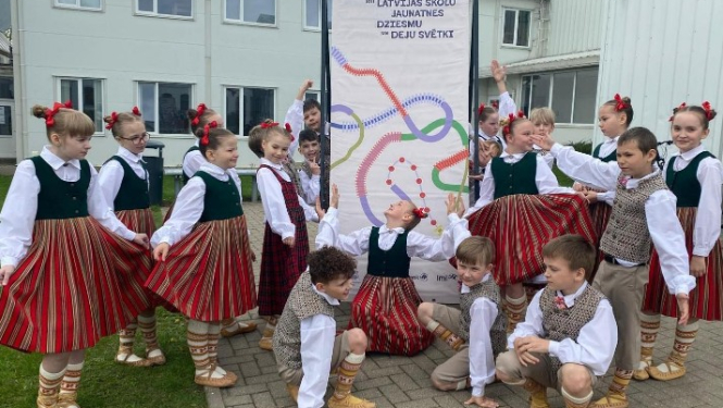 Lizuma bērnu deju kolektīvs