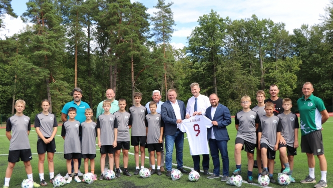Latvijas Futbola federācijas prezidents viesojas Gulbenē