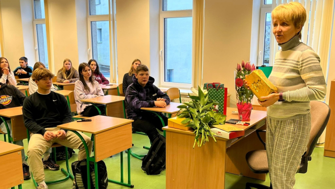 Gulbenes novada pašvaldība sveic Trīs zvaigžņu balvas saņēmēju Sarmīti Gobiņu