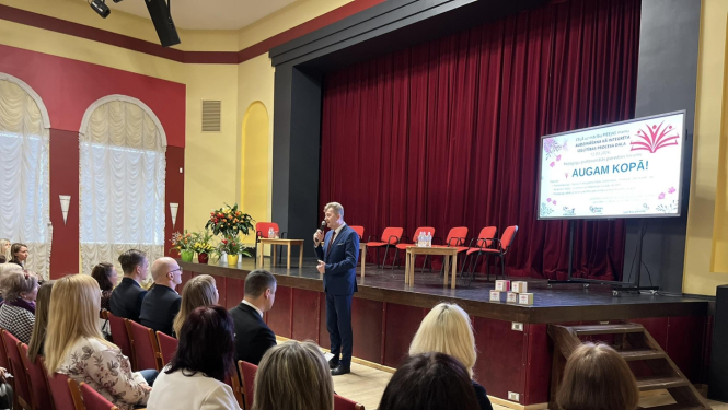 Attēls: pedagogu forums augam kopā