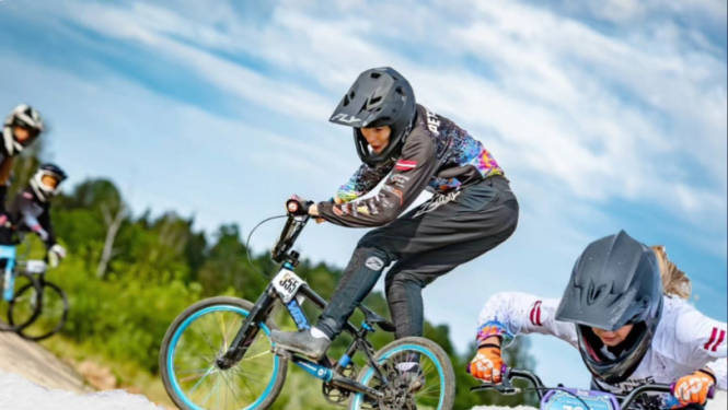BMX kauss