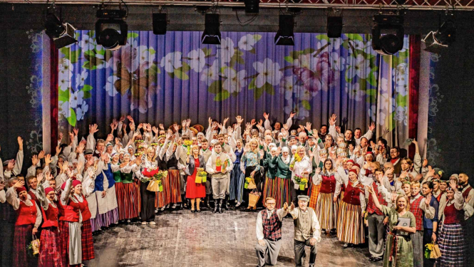 Sadancī – 13 novada deju kolektīvi