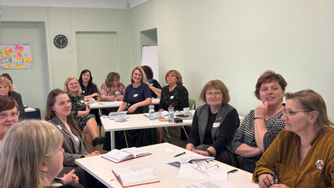 Attēls: Gulbenes novada izglītības iestāžu speciālisti apgūst vienotu starpresoru sadarbības pieeju sociālās atstumtības un priekšlaicīgas mācību pārtraukšanas riska mazināšanai  izglītojamajiem