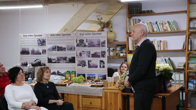 Attēls: R.Kalniņa atmiņu grāmatas atvēršana Lejasciemā 17.04.23.