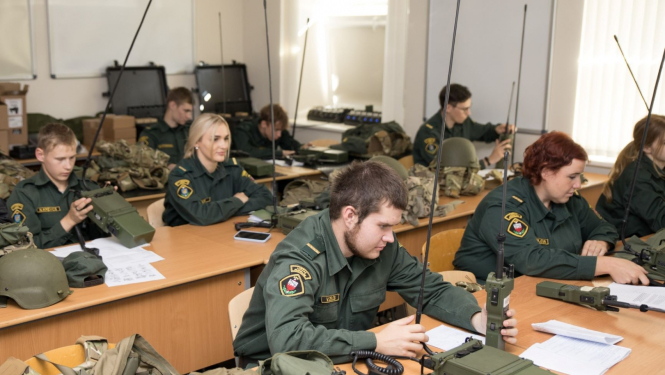 Attēls: Valsts robežsardze uzņem audzēkņus