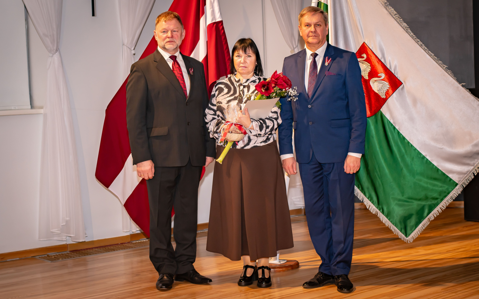 Attēls: pasniegti Gulbenes novada pašvaldības augstākie apbalvojumi