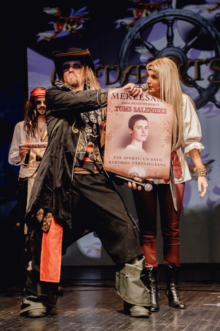 Attēls: Gulbenes novada jauniešu balvu pasniegšanas ceremonija “Gada atsitiens 2025” 