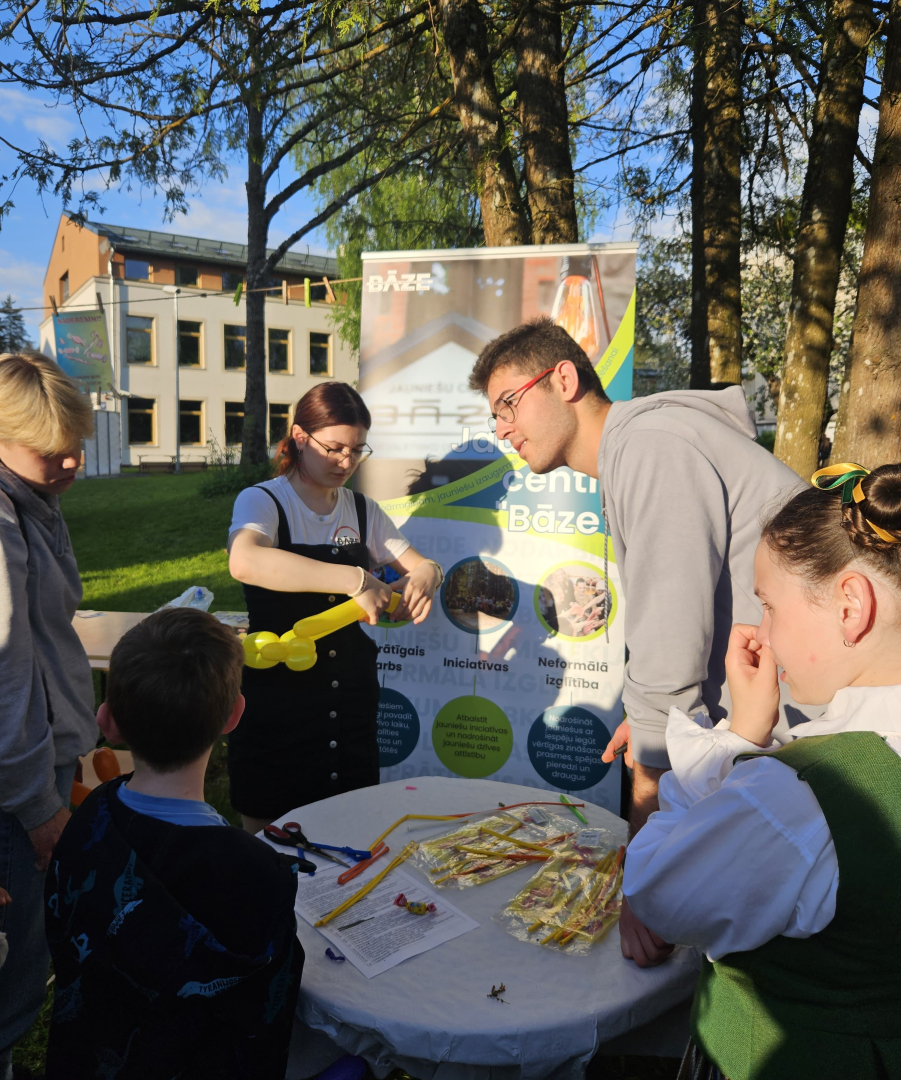 Attēls: Noslēdzies Eiropas brīvprātīgā darba projekts “Harmony for Change”