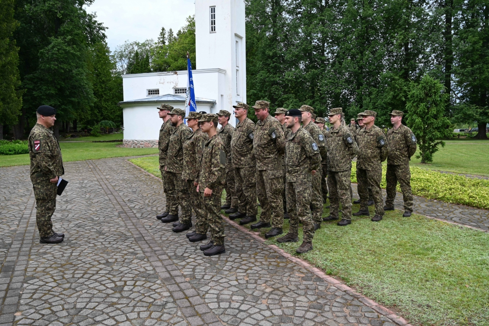 Piemin 1941. gada komunistiskā genocīda upurus 