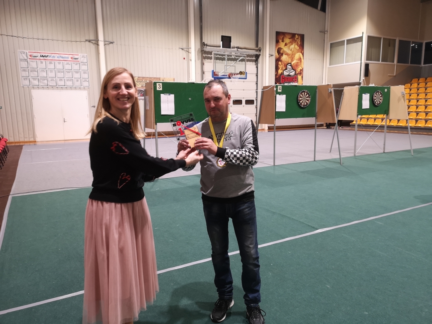 Attēlā Gulbenes novada novusa spēlētāju apbalvošana vīriešiem1