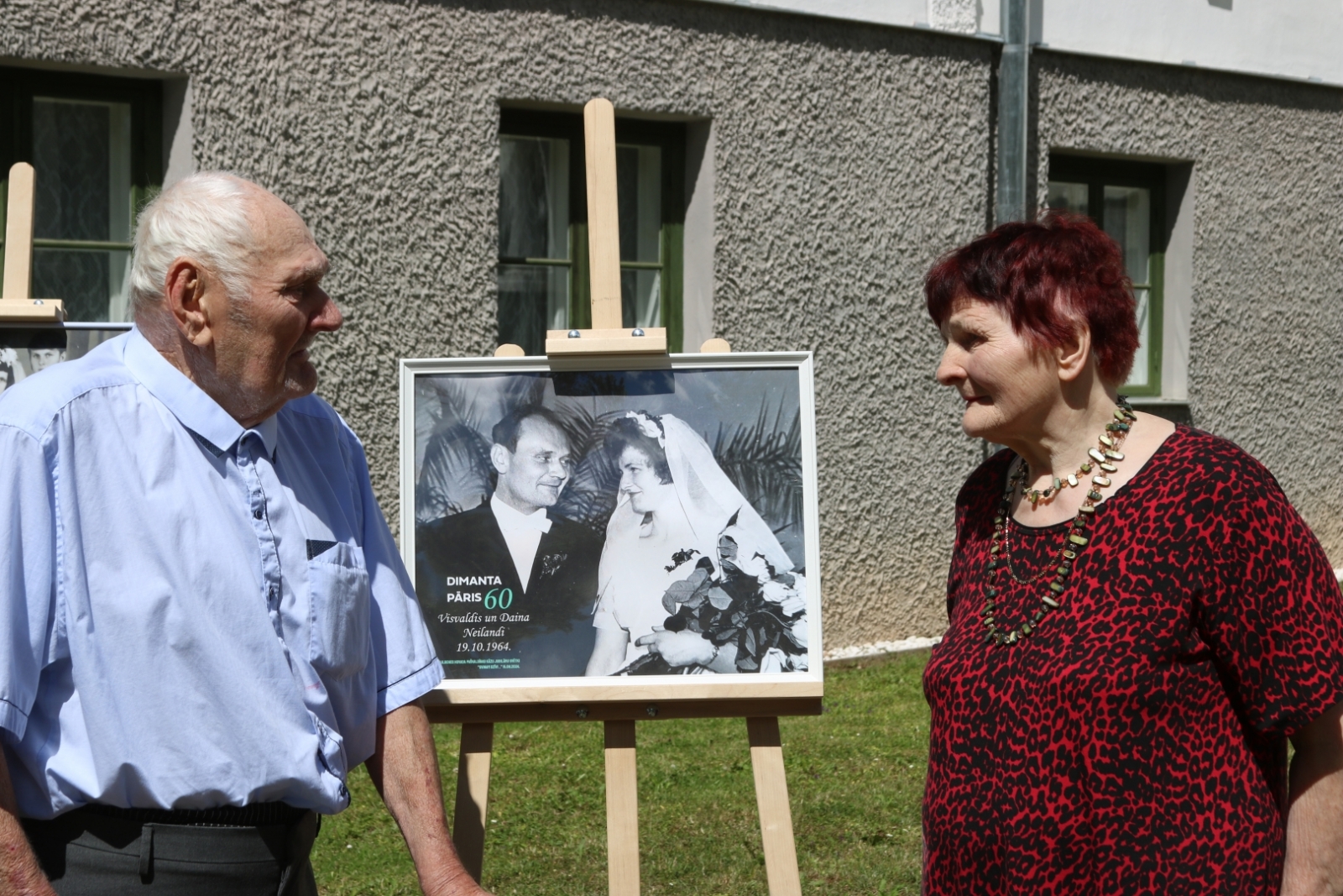 Attēls: 15.06.2024. Stāmerienas pils dārzā tika svinētas Goda kāzu jubilejas.