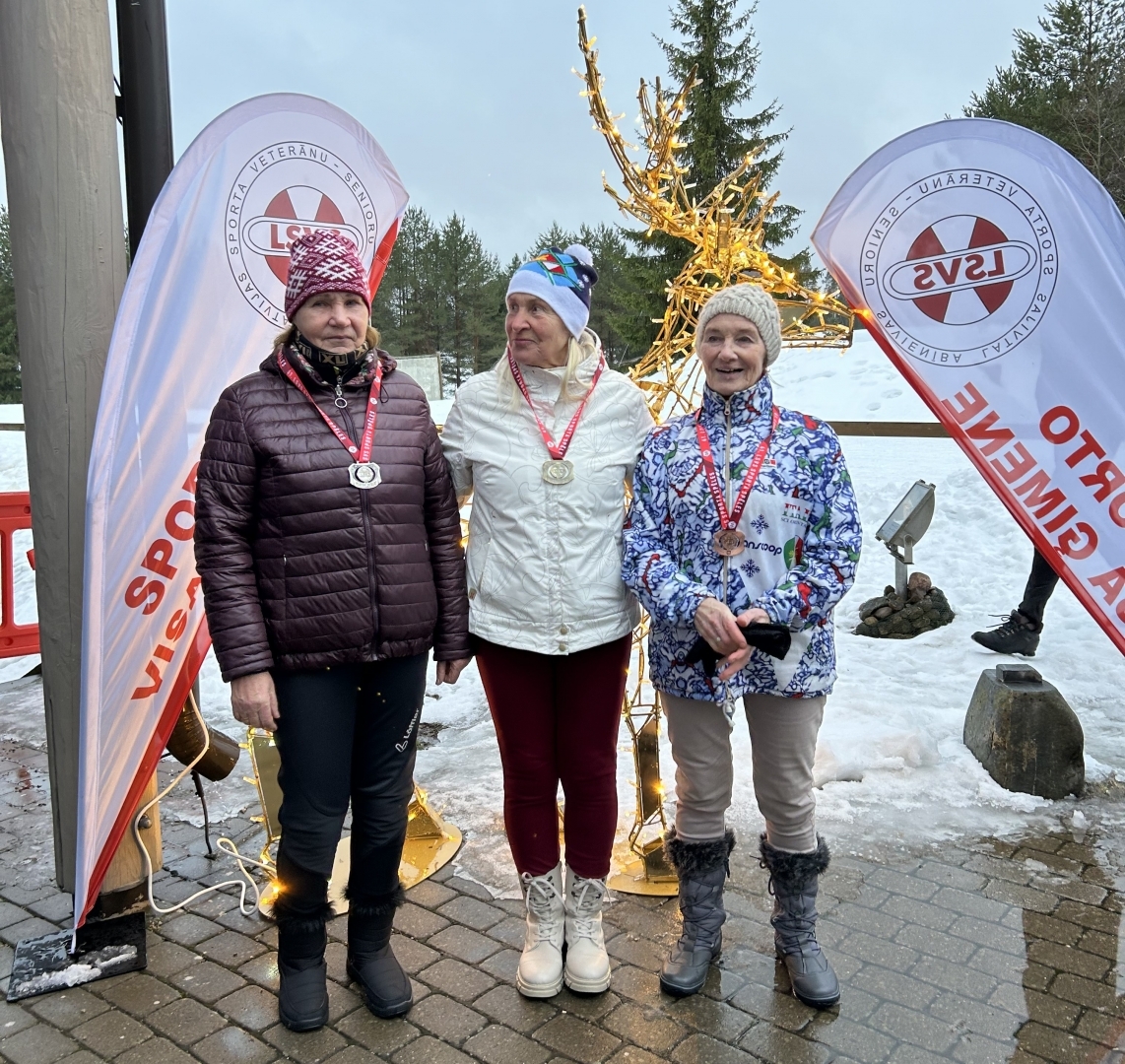 Attēls: Latvijas Sporta Veterānu savienības 61. sporta spēles distanču slēpošanā 