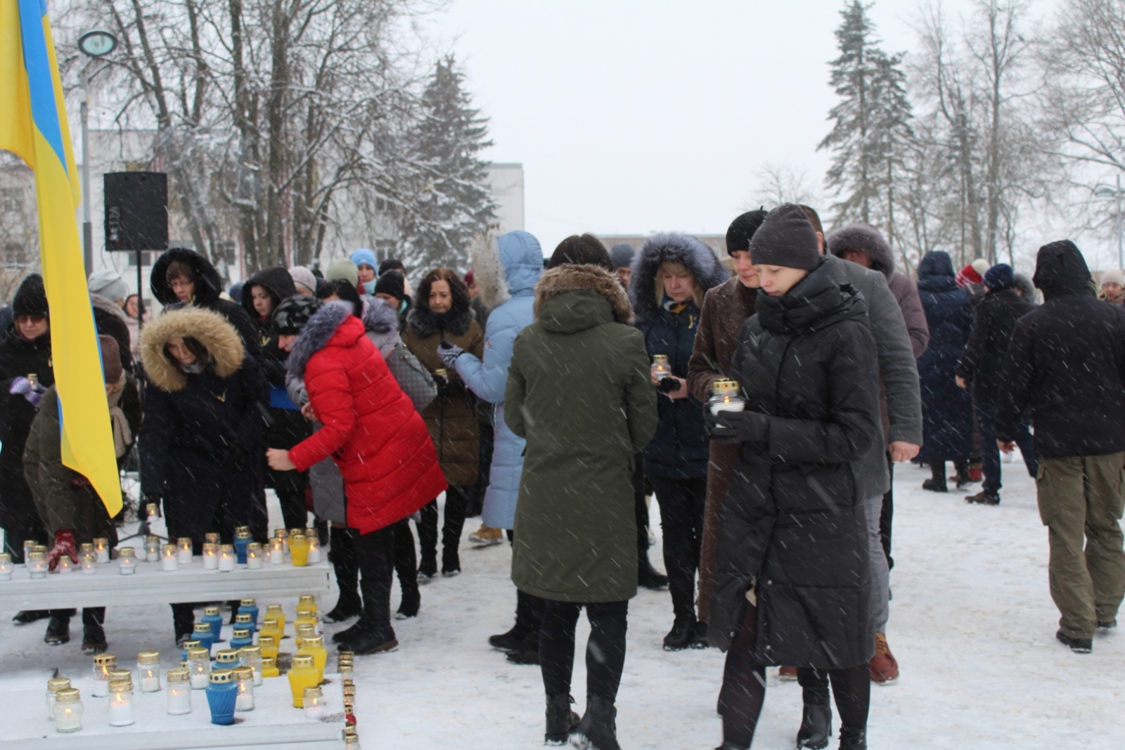 Attēls: Ieadzīvotāji pulcējas Ukrainas atbalstam, Gulbene