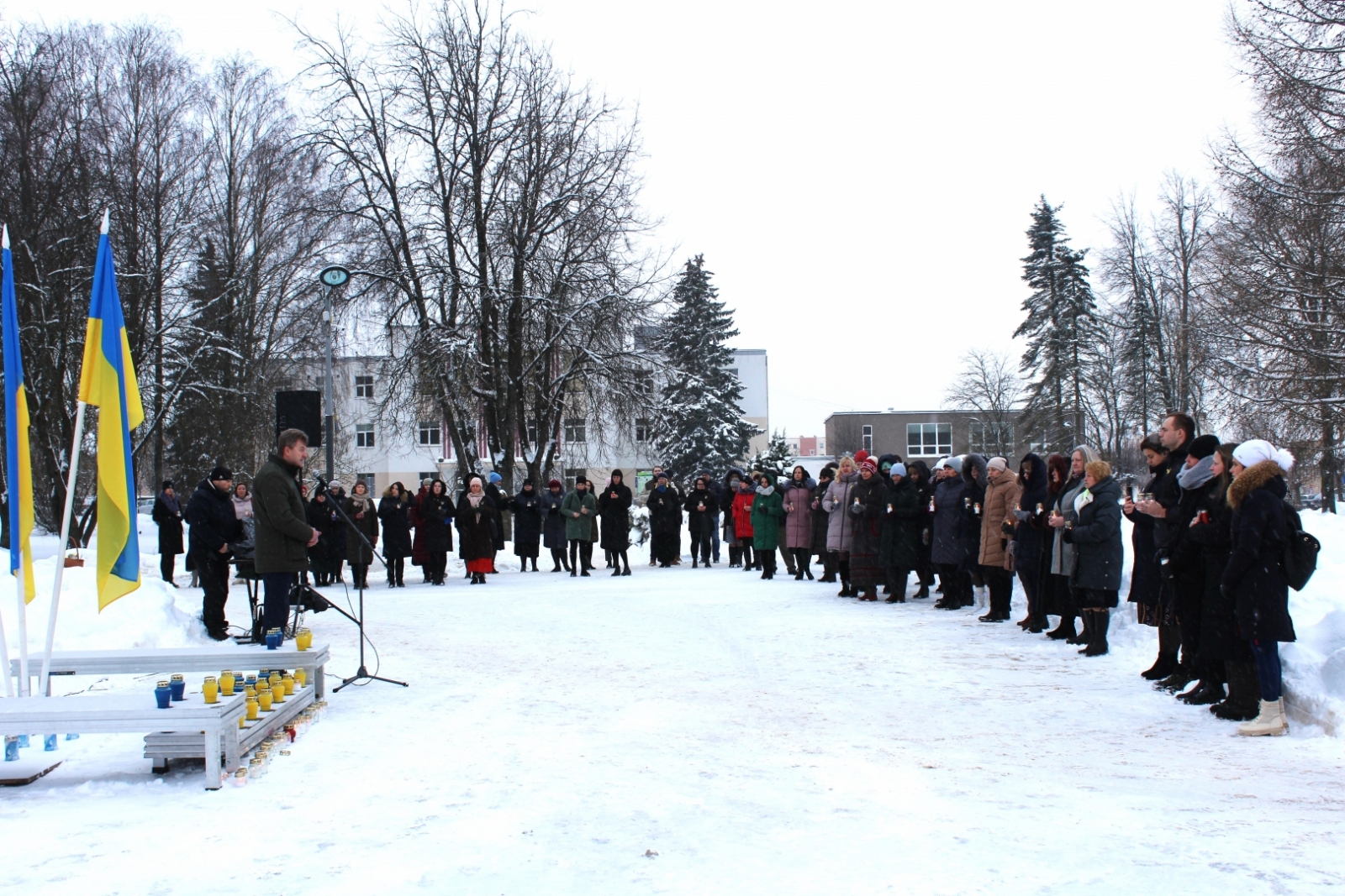 Attēls: Ieadzīvotāji pulcējas Ukrainas atbalstam, Gulbene