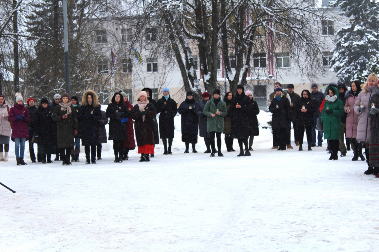 Attēls: Ieadzīvotāji pulcējas Ukrainas atbalstam, Gulbene