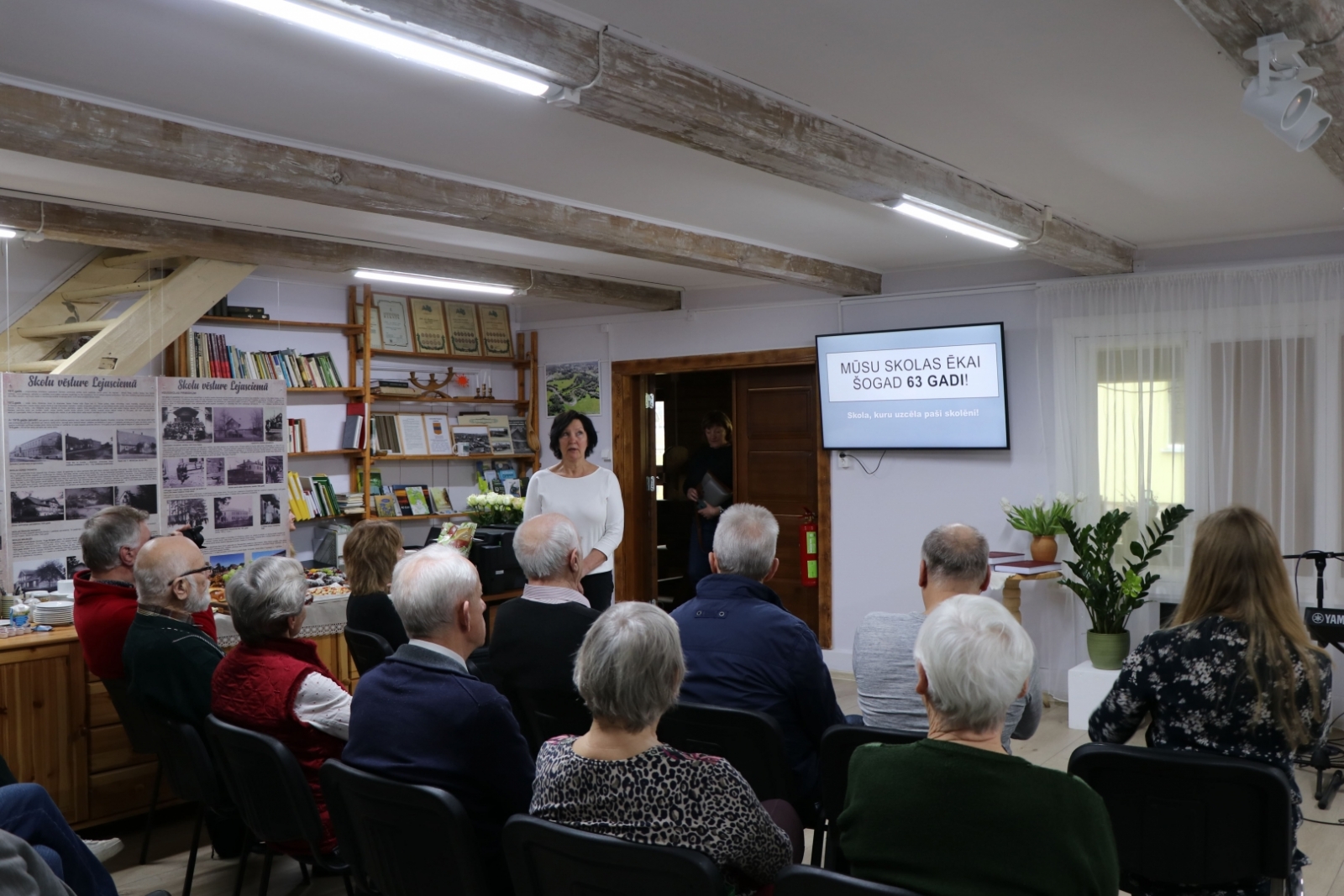 Attēls: R.Kalniņa atmiņu grāmatas atvēršana Lejasciemā 17.04.23.