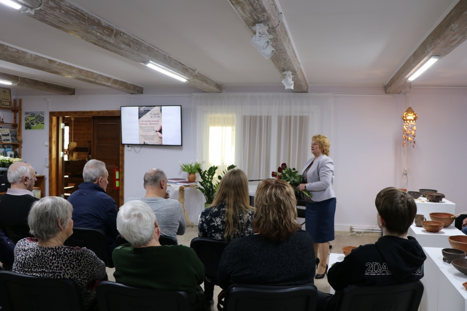 Attēls: R.Kalniņa atmiņu grāmatas atvēršana Lejasciemā 17.04.23.