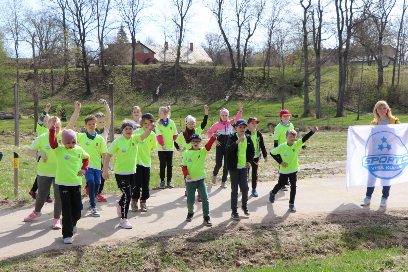 Attēls: Atklāj Gulbenes slēpošanas – biatlona trases šautuvi 21.04.2023. 