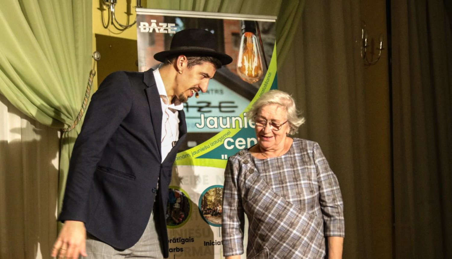 Attēls: godina brīvprātīgos un aktīvākos iedzīvotājus 