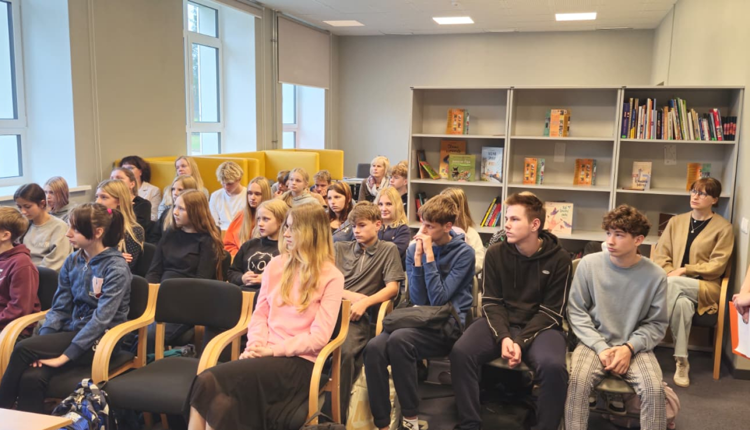 Attēls: “Dzīvā bibliotēka – sarunas, kas maina pasauli” Lejasciemā