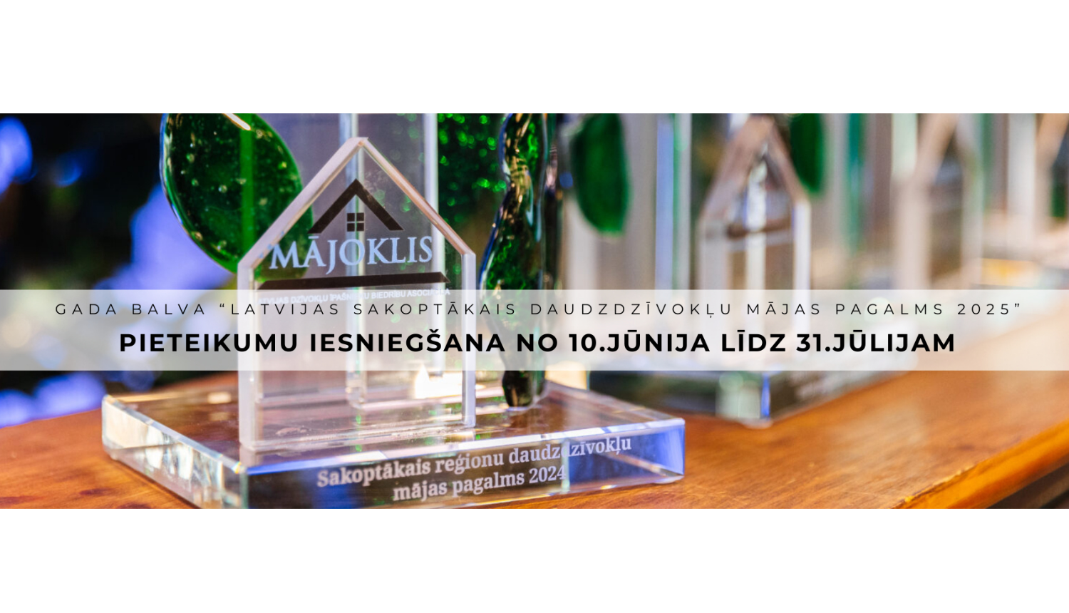 Attēls: Izsludināts konkurss “Gada balva “Latvijas sakoptākais daudzdzīvokļu mājas pagalms 2025””