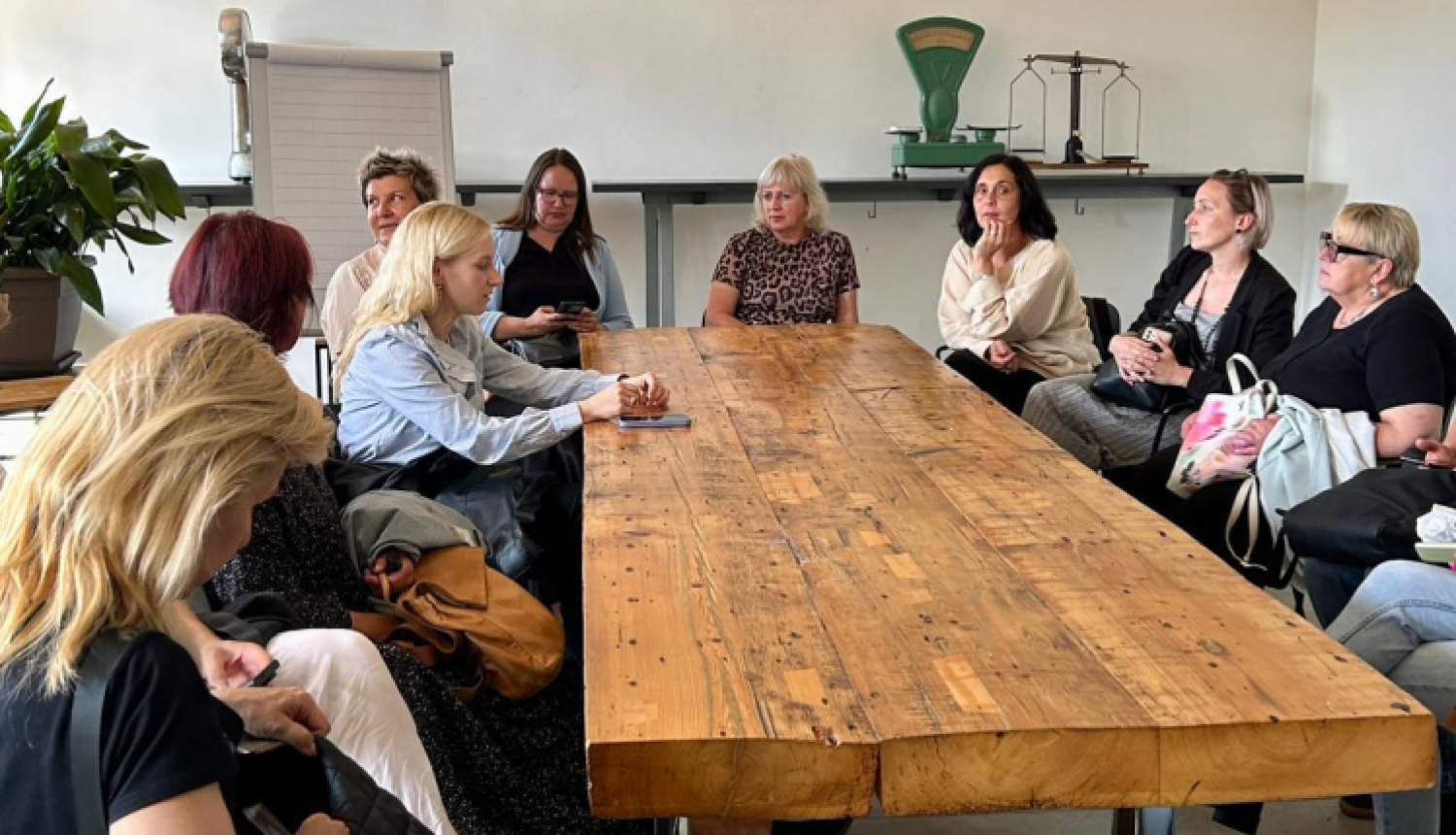 attēls: Vidzemes pašvaldību pārstāvji gūst pieredzi mūsdienīga tirgus attīstībā