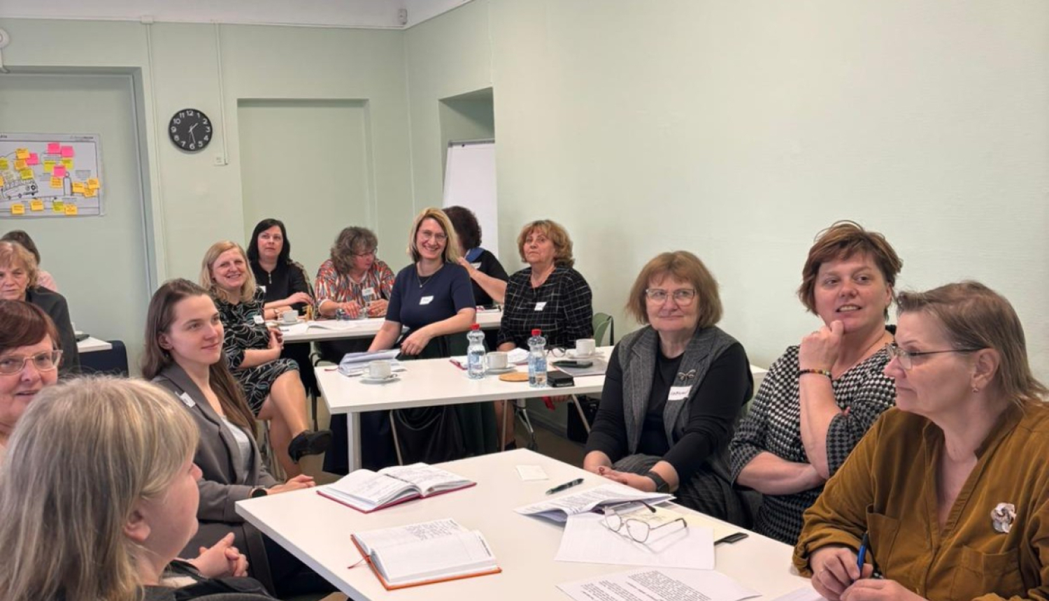 Attēls: Gulbenes novada izglītības iestāžu speciālisti apgūst vienotu starpresoru sadarbības pieeju sociālās atstumtības un priekšlaicīgas mācību pārtraukšanas riska mazināšanai  izglītojamajiem