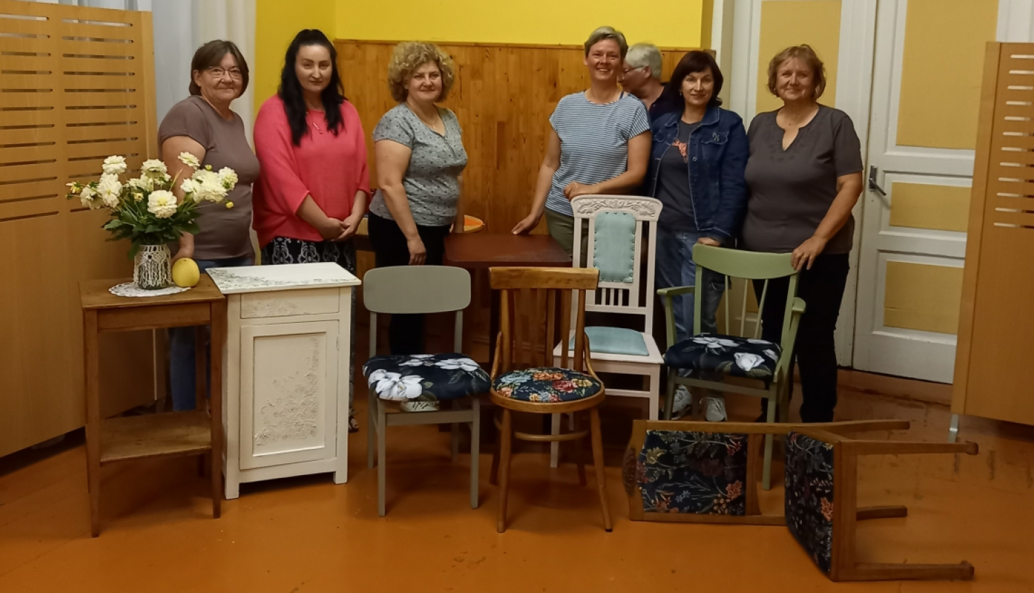 Attēls: Druvienā mācās restaurēt un atjaunot senas mēbeles