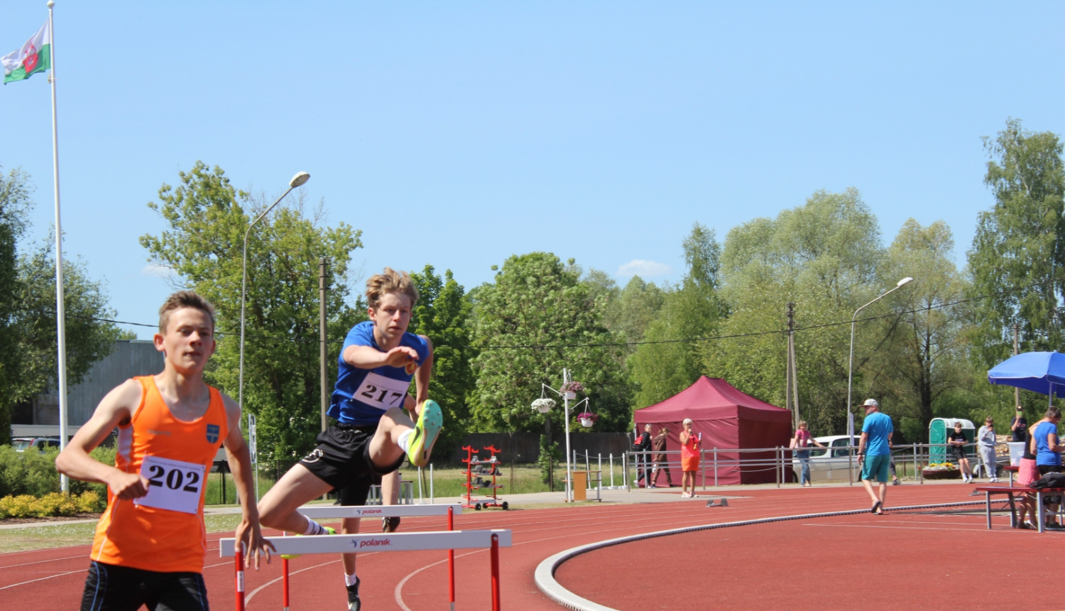 Attēls: novada atklātā čempionāta vieglatlētikā dalībnieki