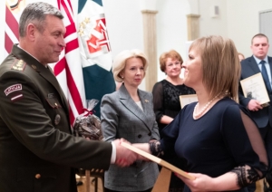 Atzinības saņem Latvijas darba devējus, kuri 2022. gadā atbalstījuši Zemessardzi